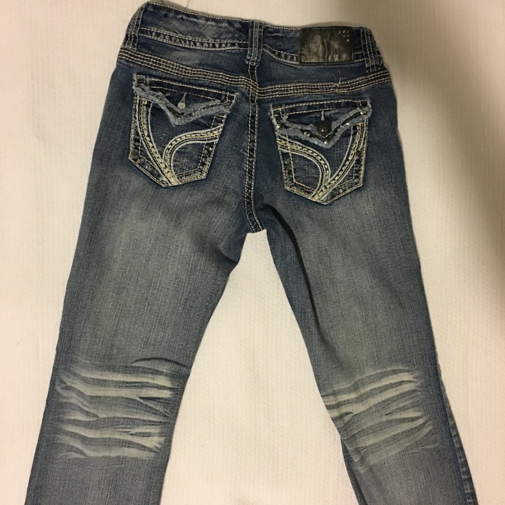 Jeans - Picture 2 of 3